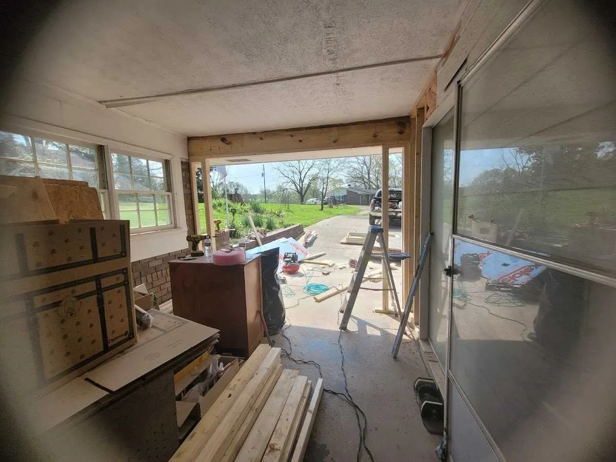 Air movers and dehumidifier for Drying & Dehumidification in Southington